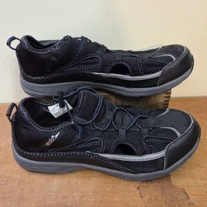 Speedo Sz 9 Men's Black and Gray Water Shoes
